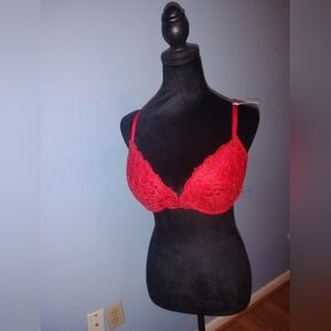 ♥️ NWOT Bra 36C Metallic Threading Sexy Date Valentines Garment Lingerie Date
